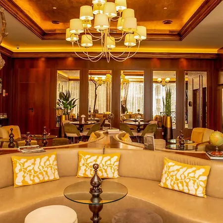 Szálloda Vip Executive Picoas 4*