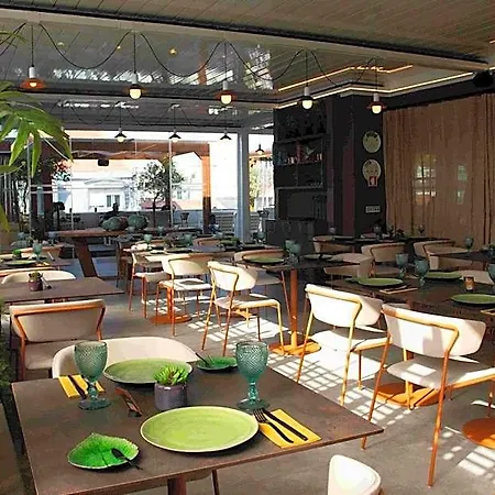 Hotel Vip Executive Picoas 4*