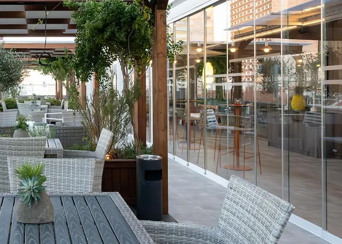 Vip Executive Picoas 4*